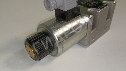 qde5-80-11n-d24k1-regulyator-raskhoda-duplomatic-gidroya